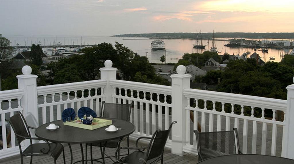 Mansion House Inn Vineyard Haven Eksteriør bilde